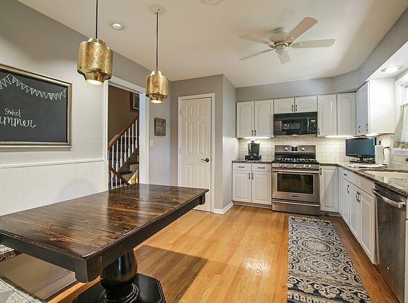 2nd image of 1338 Bonnie Glen Ln