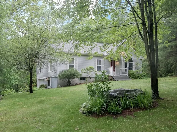 17 Bridge St, Auburn, MA 01501