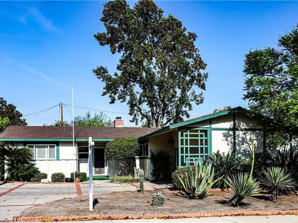 1230 N Mountain Ave, Claremont, CA 91711