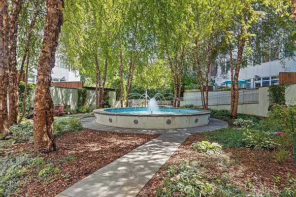 Rented by Nooklyn NYC LLC | media 53