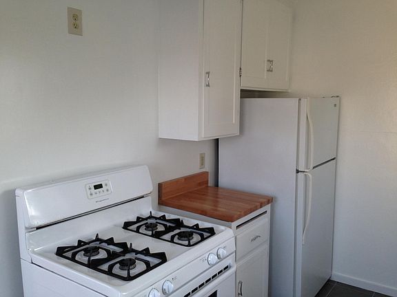 2nd image of 4080 38th St