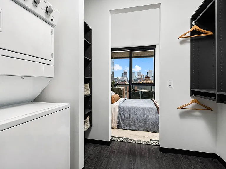 Parq Fulton — Photo 30