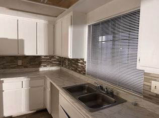 13584 Yakima Rd APT 2, Apple Valley, CA 92308