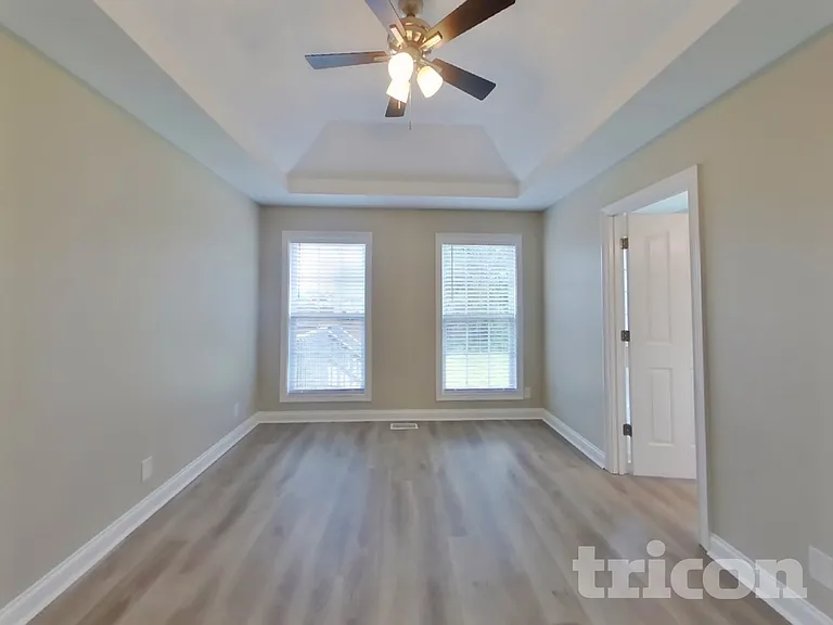 3749 Nadia Dr — Photo 7