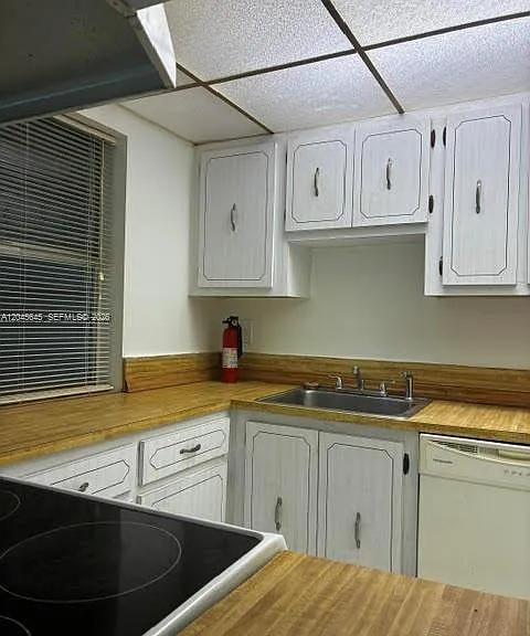 4220 NW 21st St #207 — Photo 7