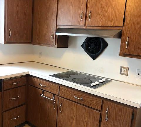 TONS of Cabinet and Countertop space