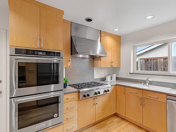 4th image of 1446 Heckman Way