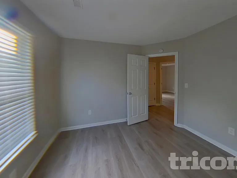 113 Cobblestone Ct — Photo 12