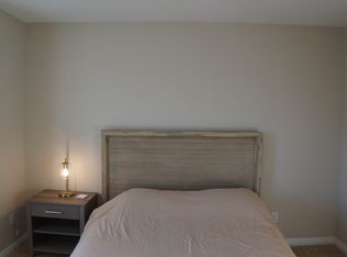 5532 Autumn Cliffs Way #1, Las Vegas, NV 89118