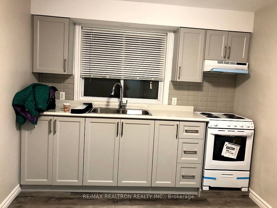 1st image of 1576 Eglinton Ave W #1