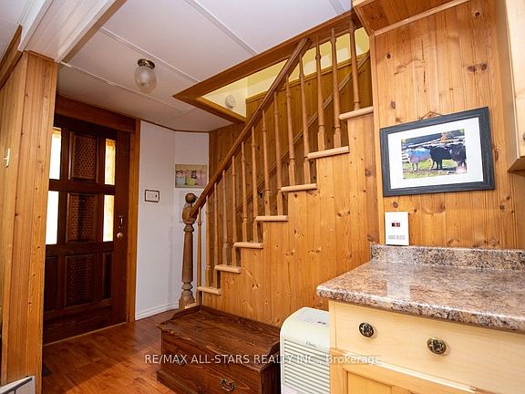 3rd image of 534 Fenel Rd