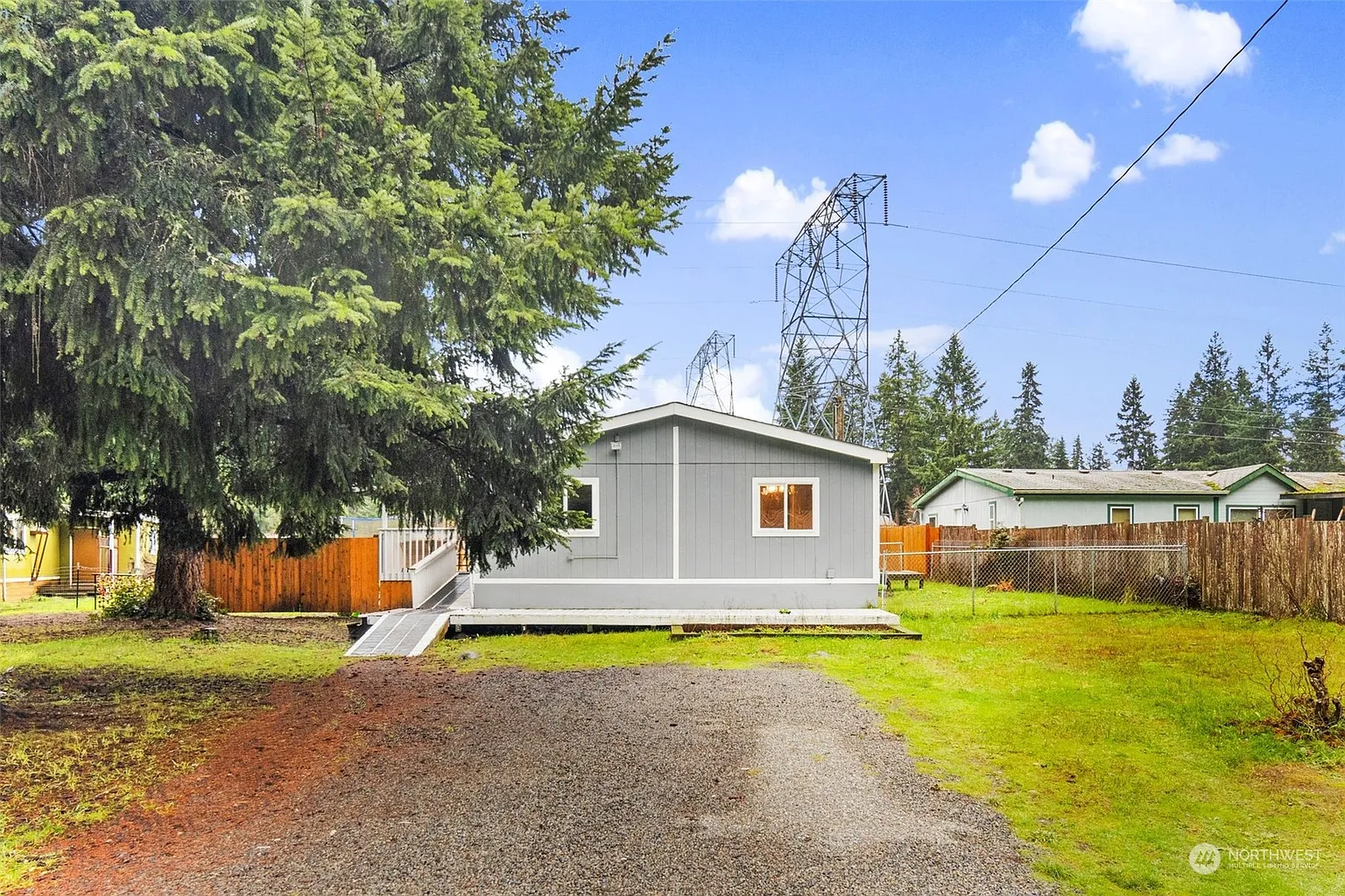 17029 Filbert Court SE photo 1