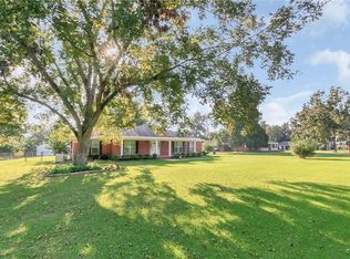 1982 Snow Rd S, Mobile, AL 36695