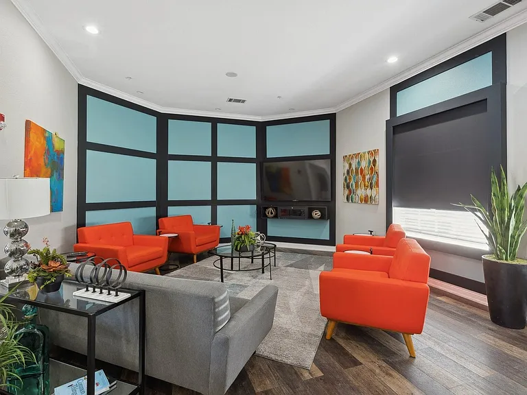 North Pointe Apartments — Photo 15