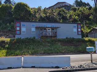 16317 Lower Harbor Rd, Brookings, OR 97415