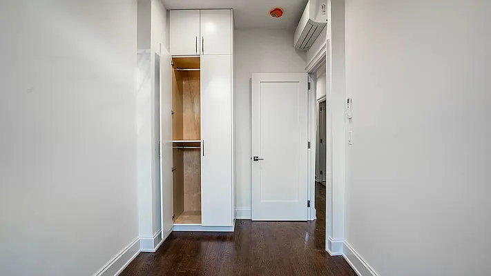 Rented by Compass | media 12