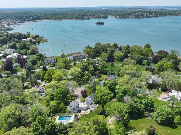 5 Seal Cove Ln, Hingham, MA 02043