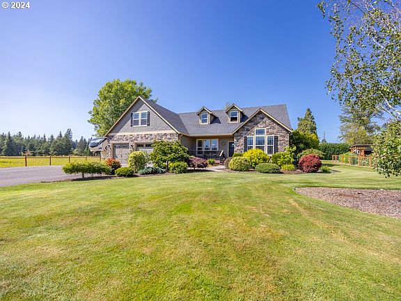 3rd image of 8114 NE 279th St