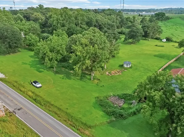 14427 Bethlehem Rd, Gravette, AR 72736