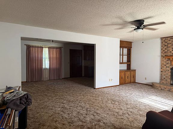 4th image of 2006 Mockingbird Ln