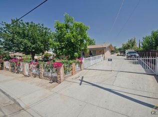 4124 Pioneer Dr, Bakersfield, CA 93306