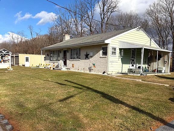 2nd image of 2414 Elias Ave