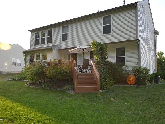 2nd image of 2024 Glenn Canyon Dr SE