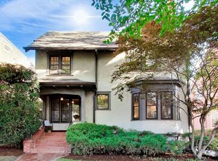 419 Greenwood St, Evanston, IL 60201