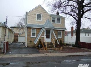 23537 148th Rd, Rosedale, NY 11422