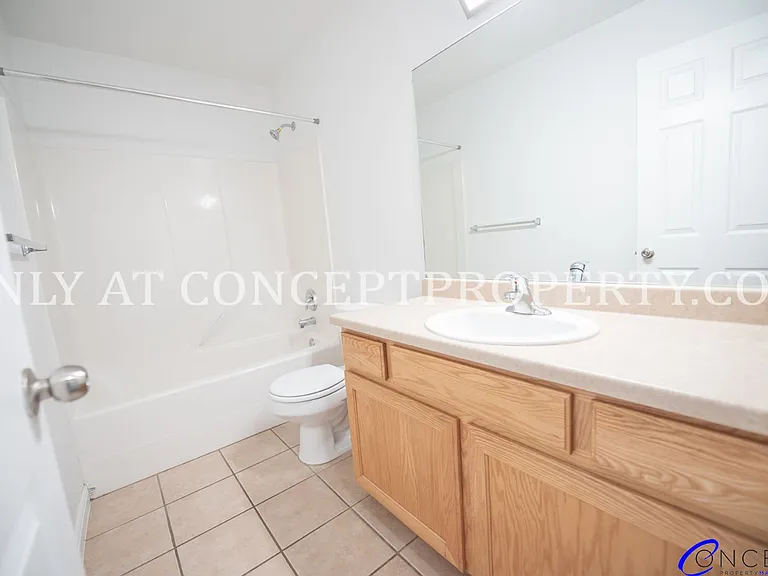 Woodland Cove — Photo 114
