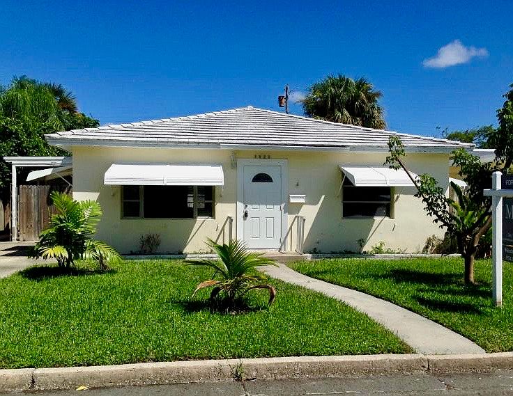 1st image of 1528 N Ocean Breeze
