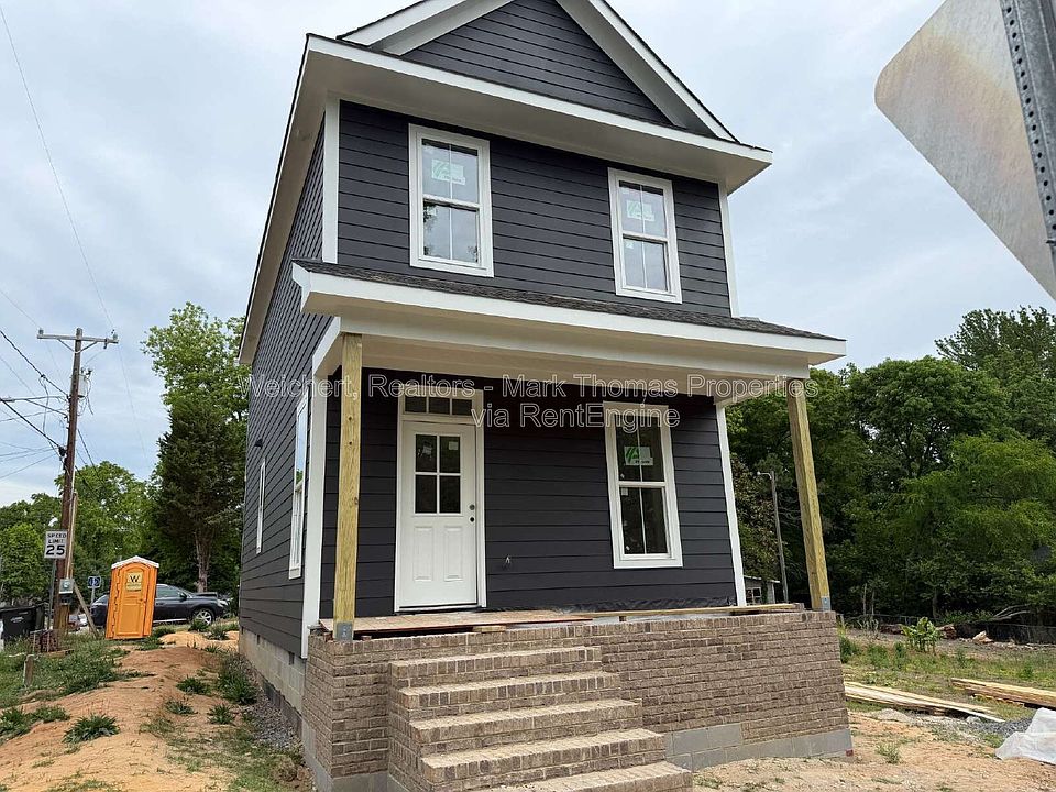 1st image of 1203 Fern St