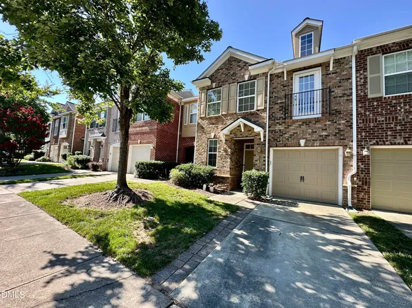 323 Longchamp Ln, Cary, NC 27519