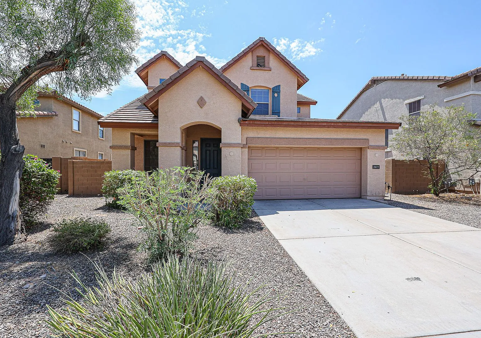4 bed 3 bath 2500 sqft house in Vincenz, Gilbert — Photo 3