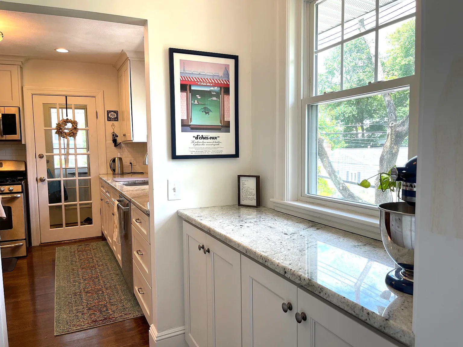2 bed, 1000 sqft, $2,900 — Photo 2