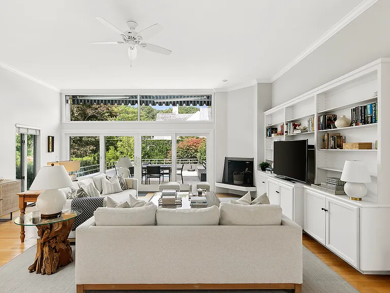 1 Oakwood Ct — Photo 14