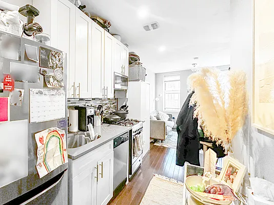 Rented by Compass | media 3