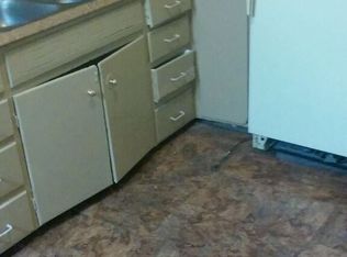 12871 Syracuse St, Hamtramck, MI 48212