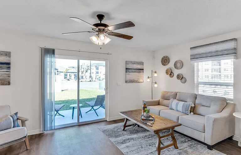 Crestview at Grove West Townhomes — Photo 13
