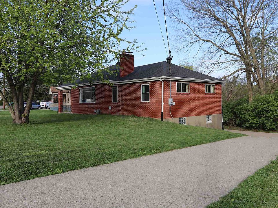 1st image of 687 Wischer Dr