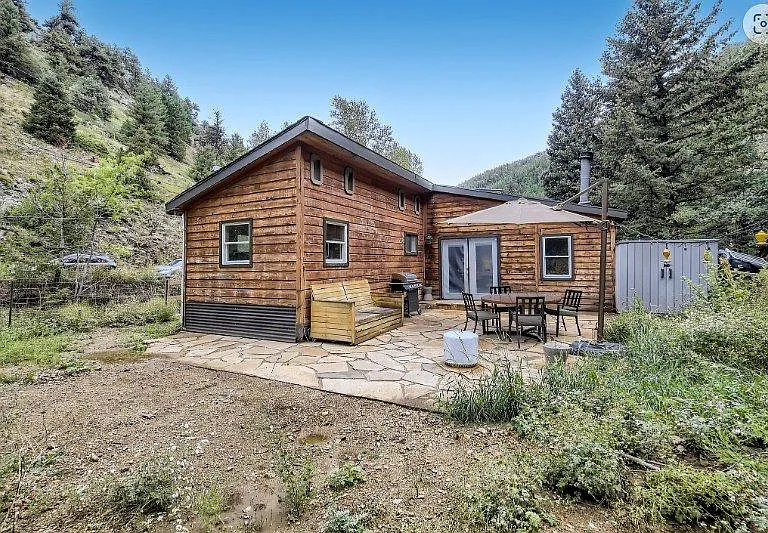 8455 Fourmile Canyon Dr — Photo 1