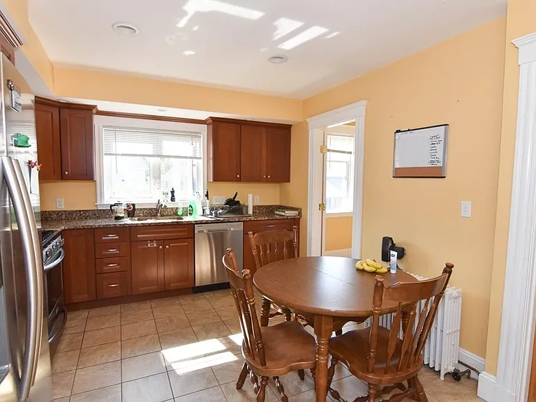 9 Greenville St #3 — Photo 3
