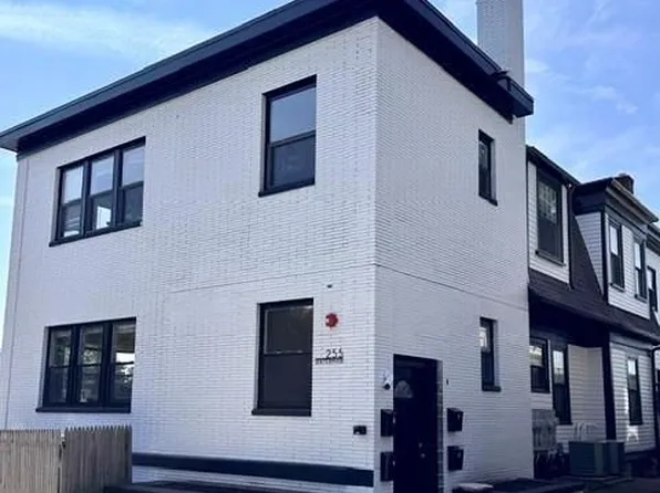 255 Waterman St #4, Providence, RI 02906