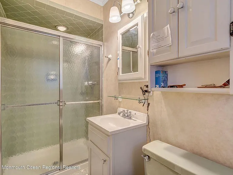98 Oak Ridge Pkwy — Photo 24