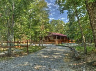 685 Chamerlik Ln, Spencer, TN 38585