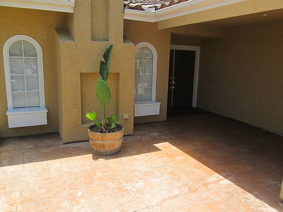 3rd image of 24497 Avenida Arconte