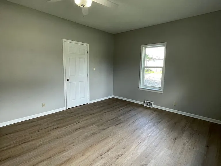 509 Congress St — Photo 18