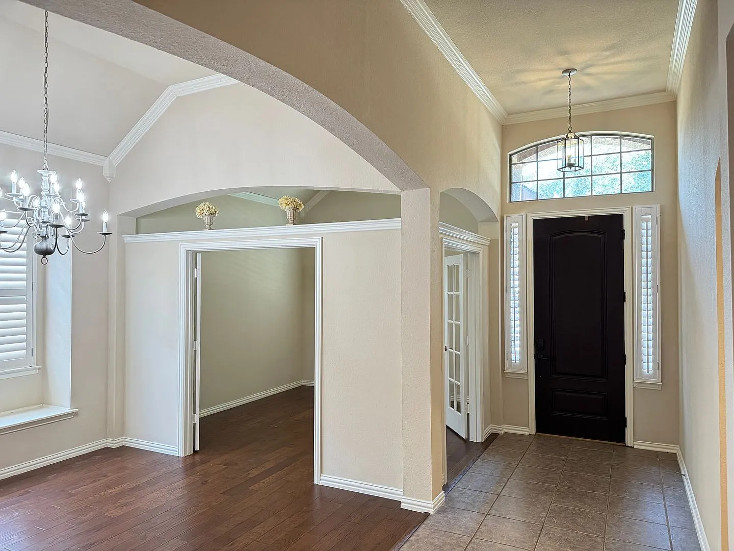 Spacious home for rent in Hunters Creek! — Photo 3
