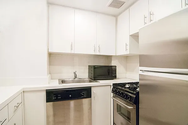 Rented by WAM Partners - William Moses Co. | media 37