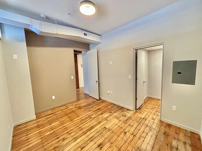 Bentley Lofts — Photo 9
